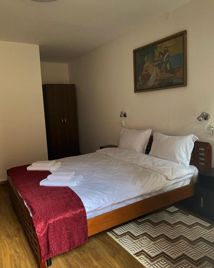 Ullysses Guest House Брашов Экстерьер фото